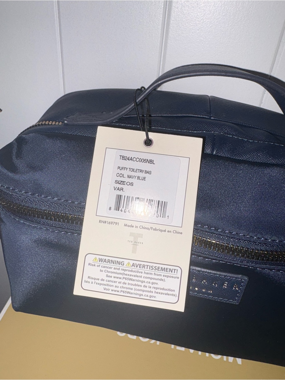 Ted baker Blue navy cosmetic case 10in x6in NWT - Picture 5 of 7